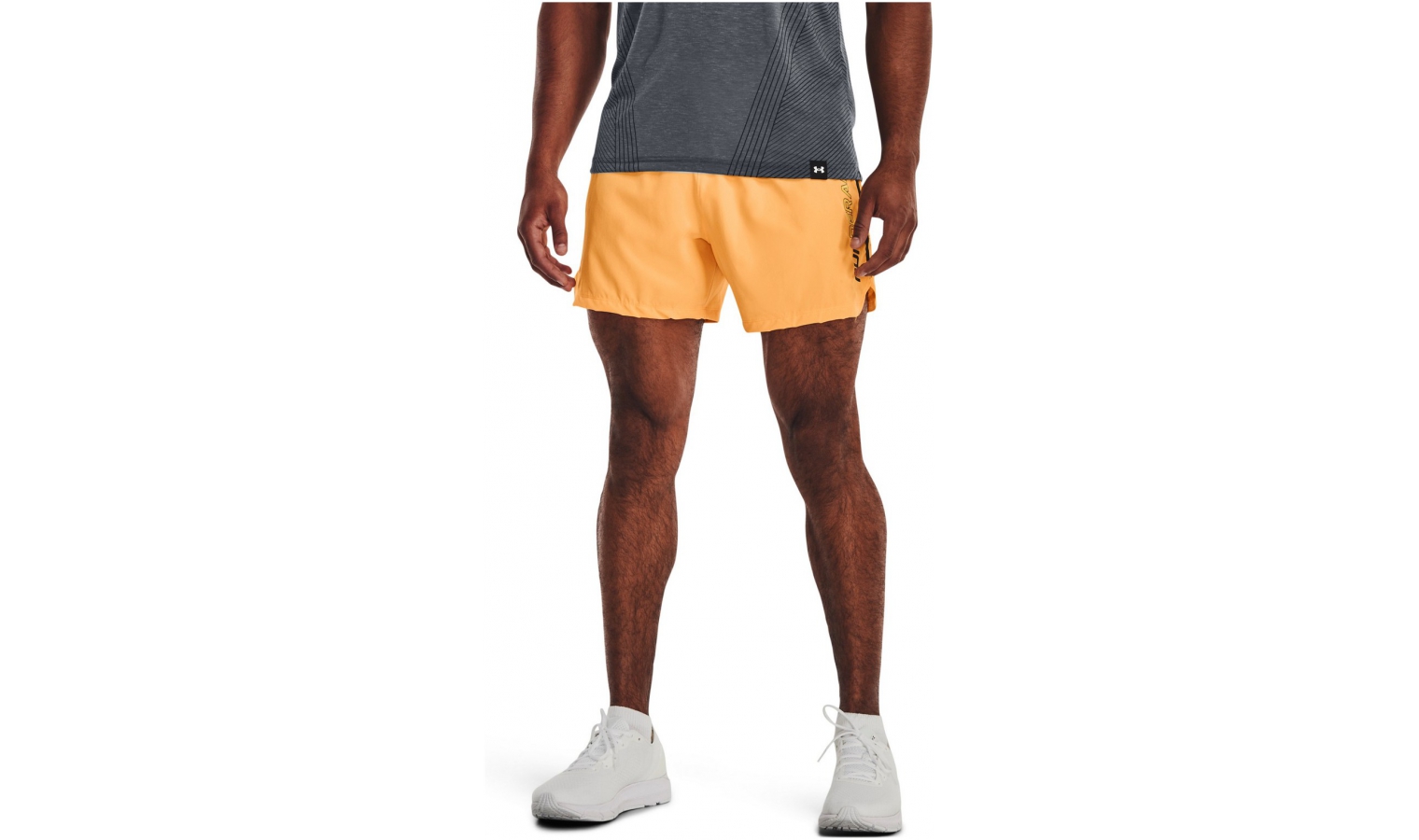 Mens sports shorts Under Armour SPEEDPOCKET 5'' SHORT orange